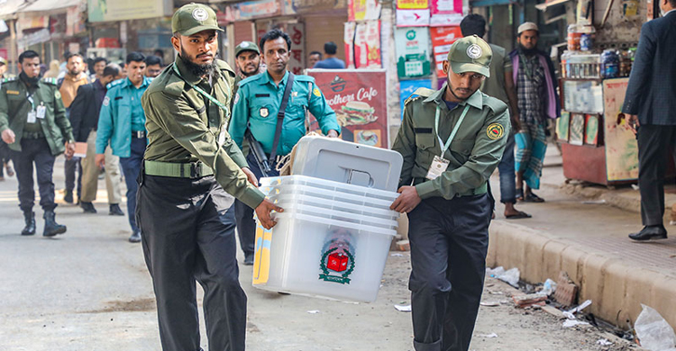 ১৫ বছরে নির্বাচনে দায়িত্ব পালন করেছে ৪৮